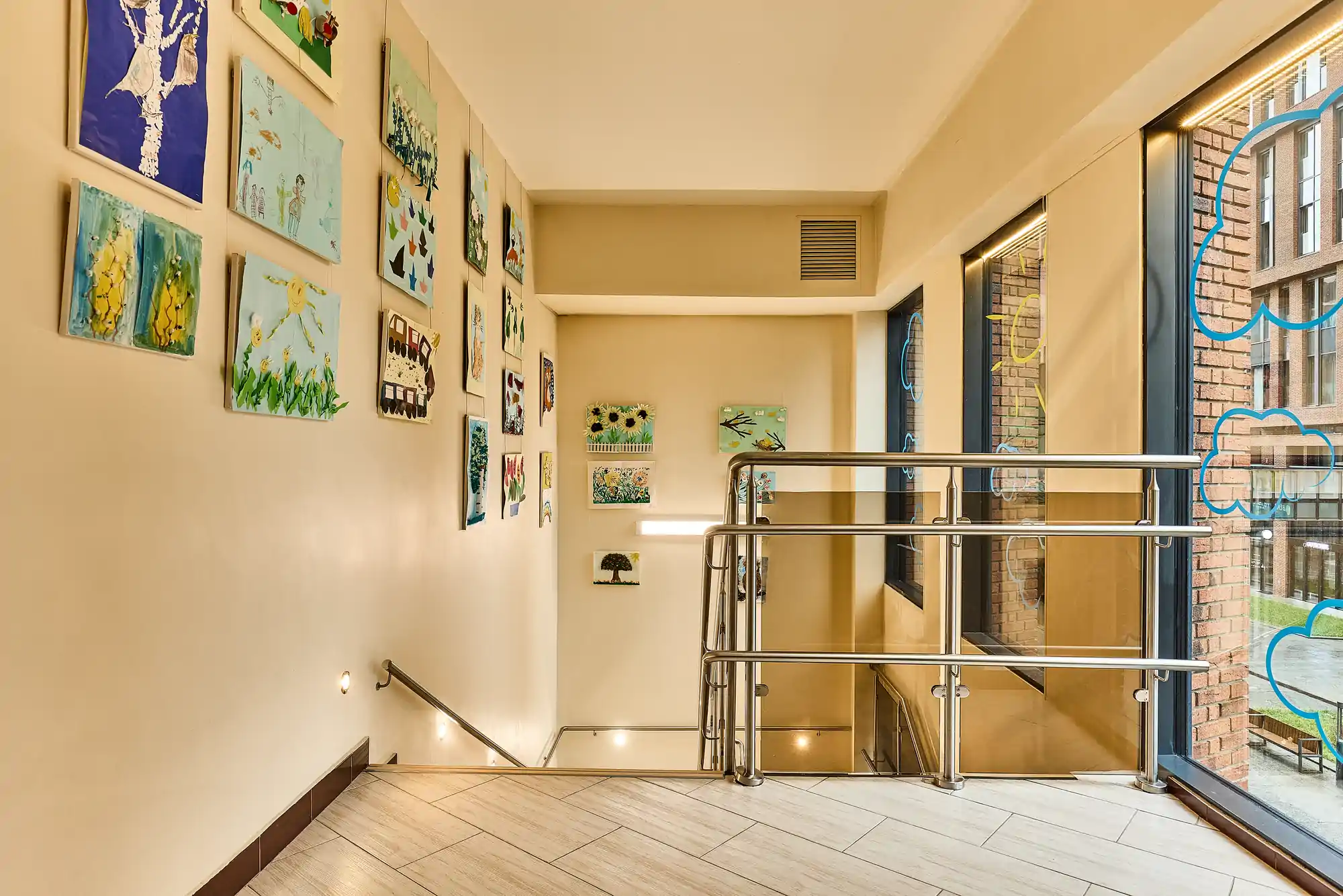 MySadik Внутри