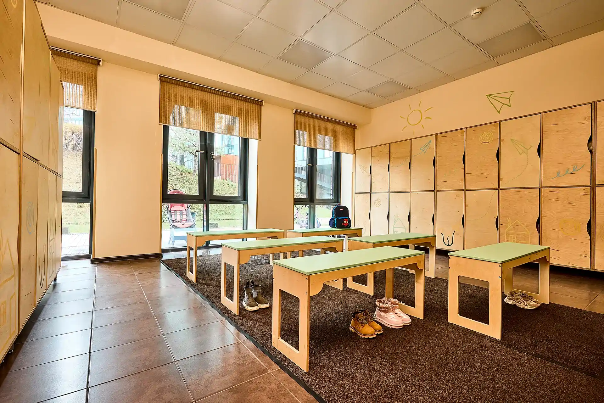 MySadik Внутри